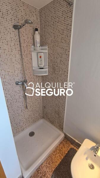 Inmueble en Calle Pobladores, SEVILLA