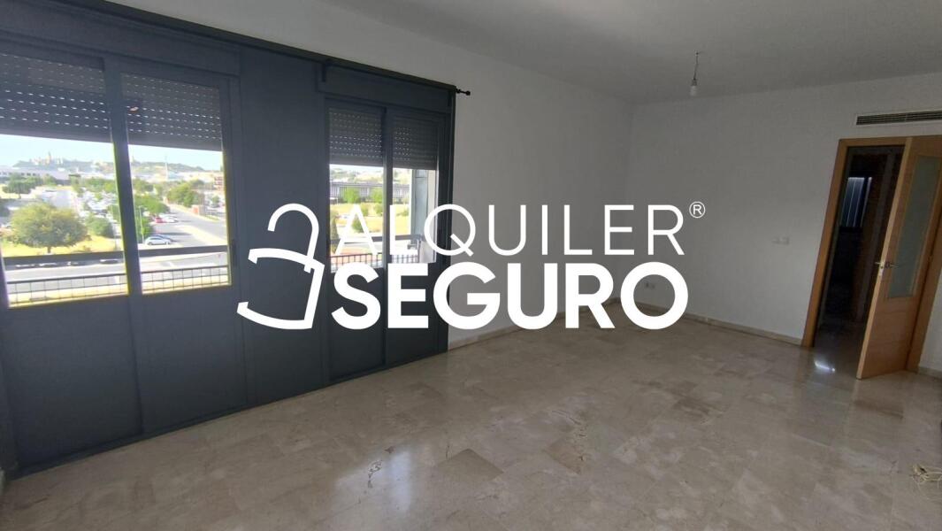 Inmueble en Calle Pobladores, SEVILLA