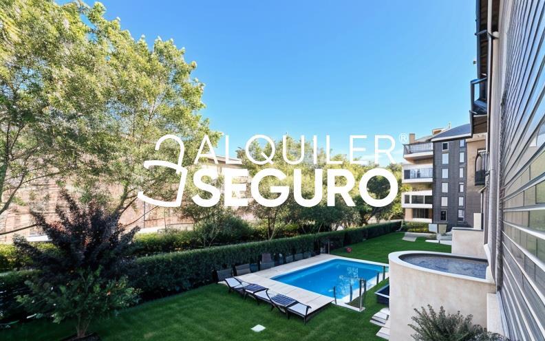 Inmueble en Calle Sector de los Escultores, MADRID