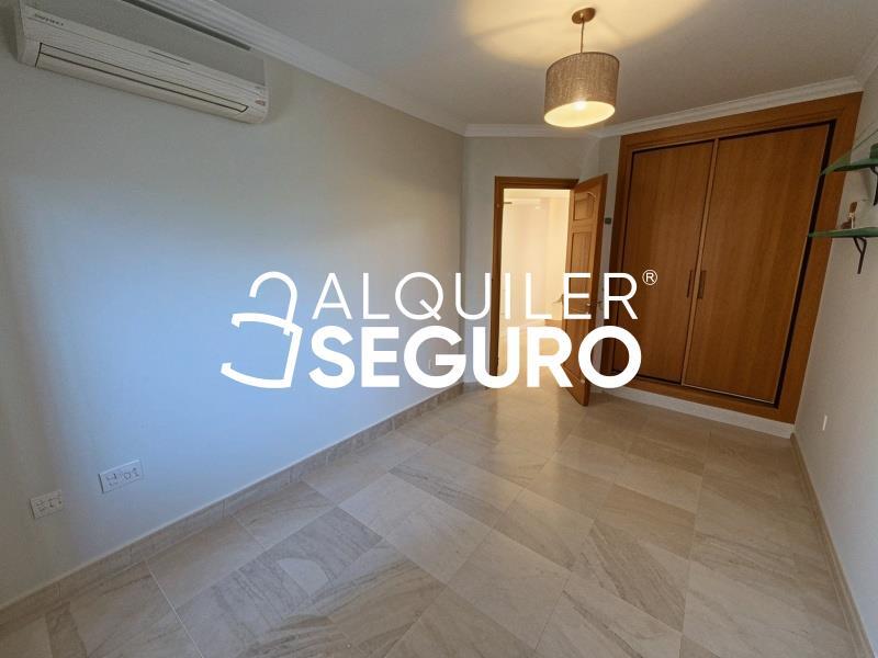 Piso en Avenida MAR MEDITERRANEO, MARBELLA MÁLAGA