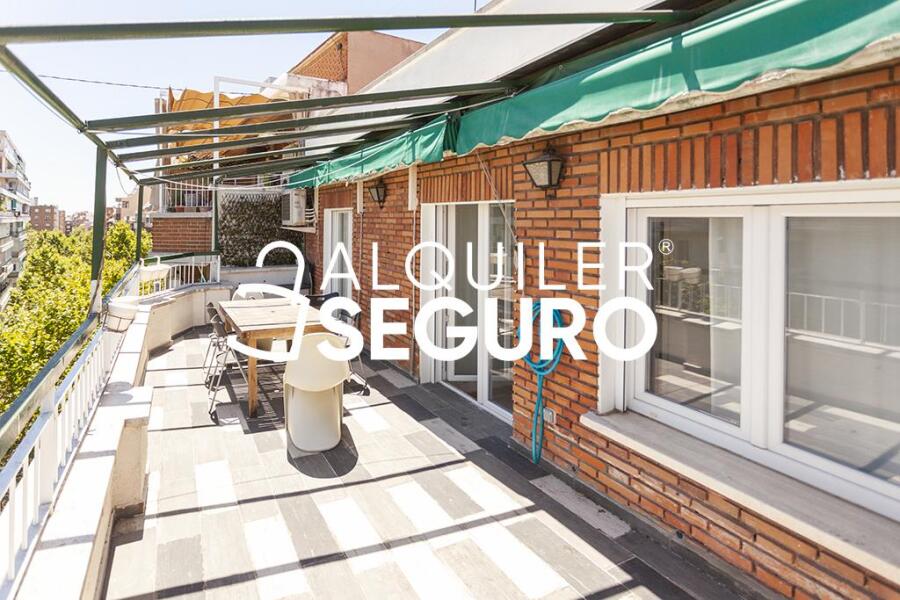 Inmueble en Calle Infanta Mercedes, MADRID