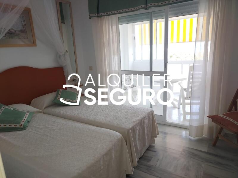 Inmueble en Calle Ronda Golf Oeste , MÁLAGA