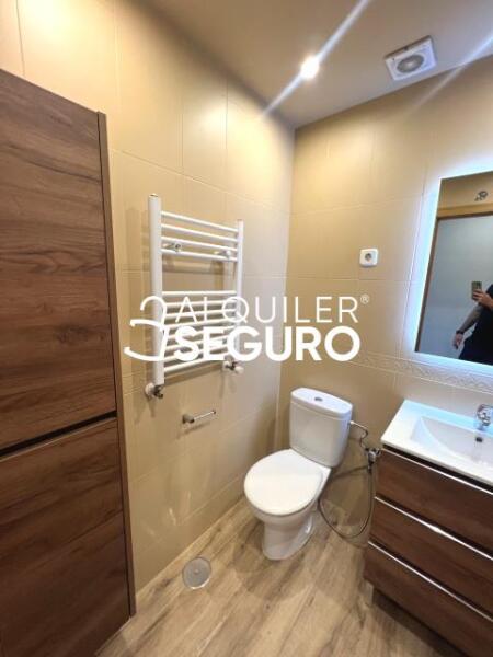 Inmueble en Avenida San Nicolas , MADRID