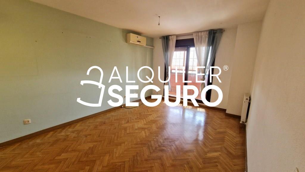 Inmueble en Calle Manacor, MADRID