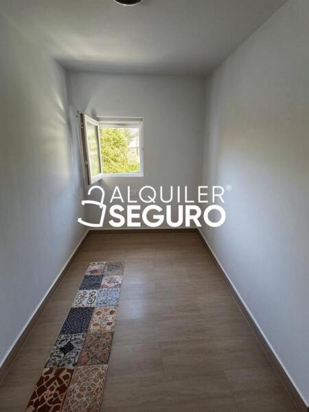 Piso en Calle Río Colomera, GRANADA GRANADA