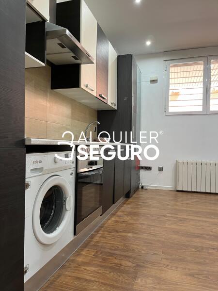 Inmueble en Calle de Rumania , MADRID