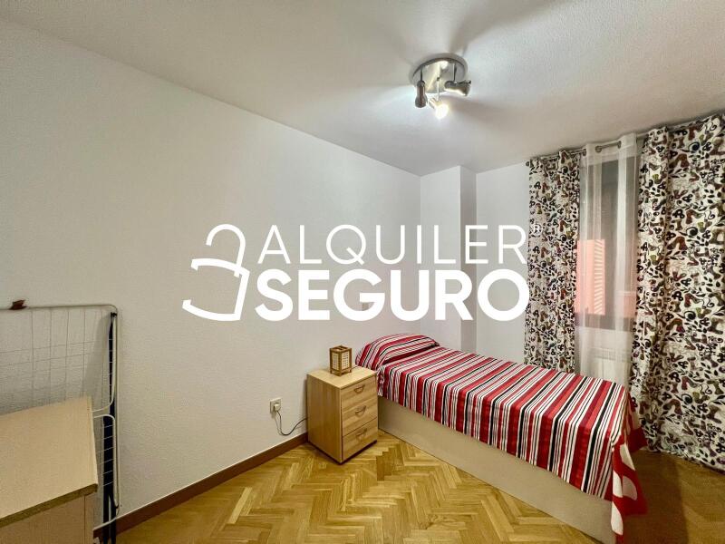 Inmueble en Avenida de los Artesanos, MADRID