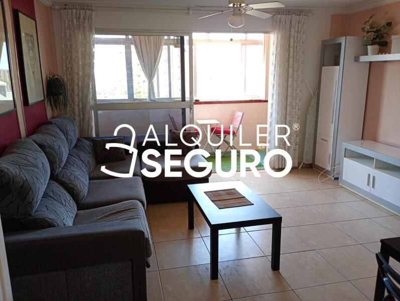 Piso en Avenida San Carlos, BENALMÁDENA MÁLAGA