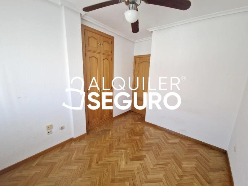Inmueble en Calle Fuentes Nuevas, MADRID