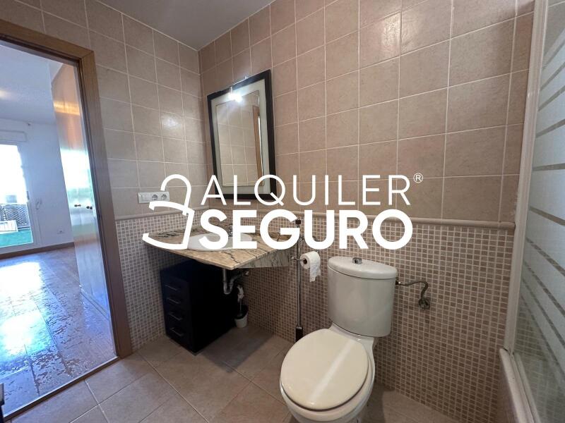 Piso en Avenida 16, CHIVA VALENCIA