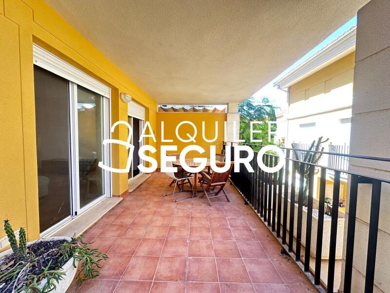 Piso en Avenida 16, CHIVA VALENCIA