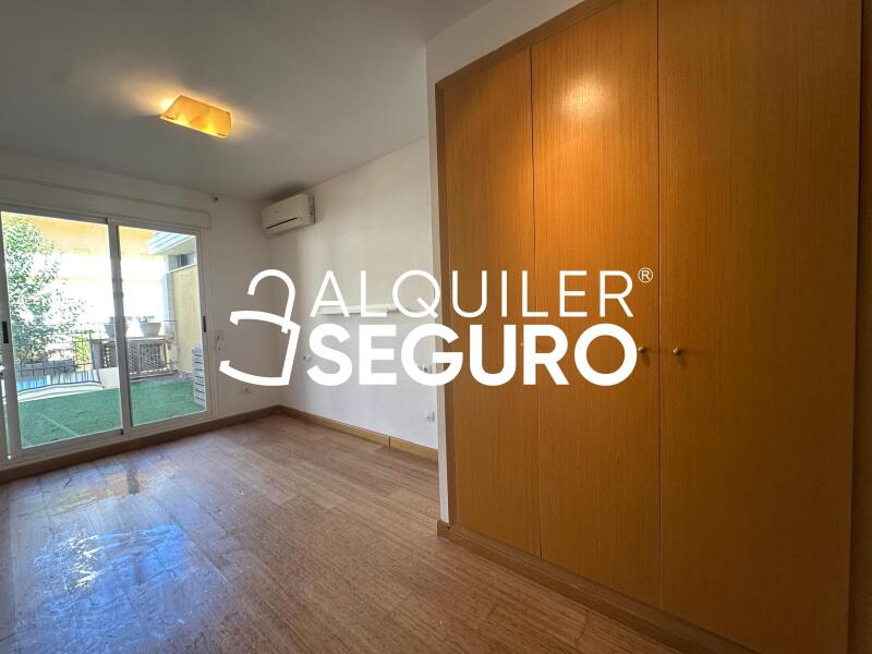 Piso en Avenida 16, CHIVA VALENCIA