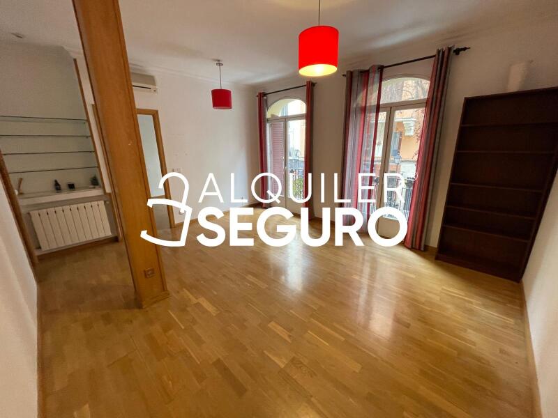 Inmueble en Calle de Fernández de los Ríos , MADRID