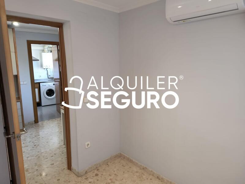 Piso en Calle Bda. Felipe II, SEVILLA SEVILLA