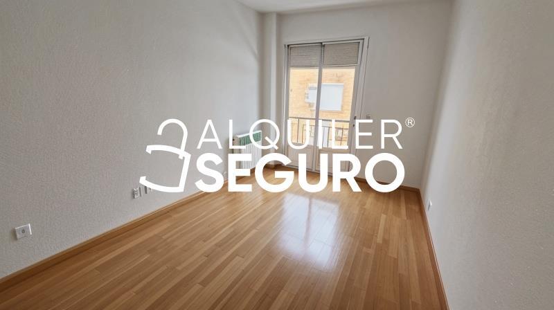 Inmueble en Calle de Nuestra Señora del Carmen, MADRID