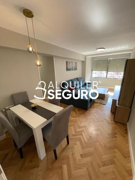 Inmueble en Plaza Tingo Maria , MADRID