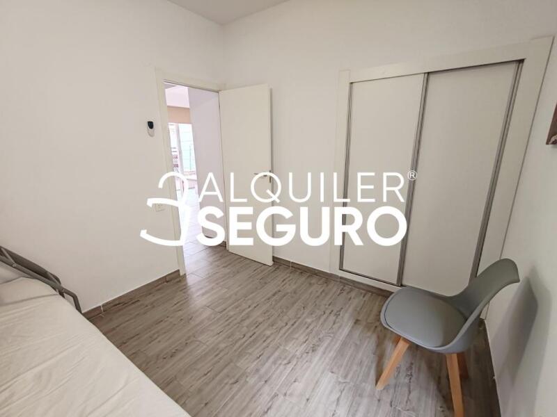 Piso en Calle El Pinós, EL CAMPELLO ALICANTE