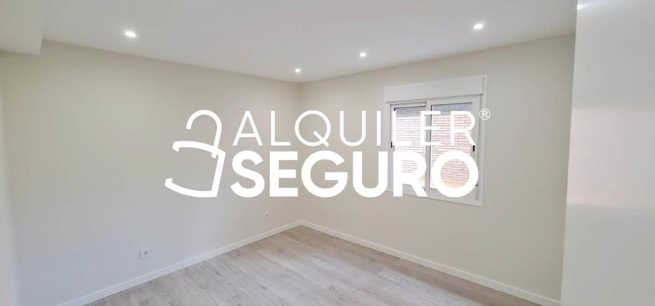 Piso en Calle Jacinto Benavente, AYAMONTE HUELVA