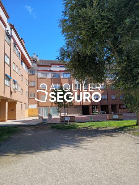 Piso en Calle Cañada Real de Soria, LA CISTÉRNIGA VALLADOLID