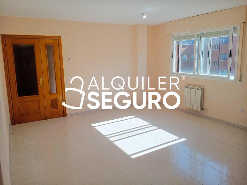 Piso en Calle Cañada Real de Soria, LA CISTÉRNIGA VALLADOLID