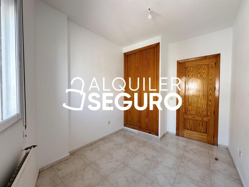 Piso en Calle Guadarrama, COLMENAREJO MADRID