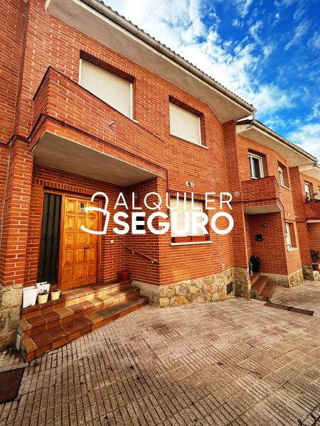 Piso en Calle Guadarrama, COLMENAREJO MADRID