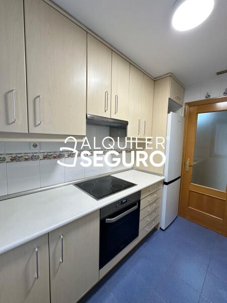 Inmueble en Calle Julian Rabanedo, MADRID