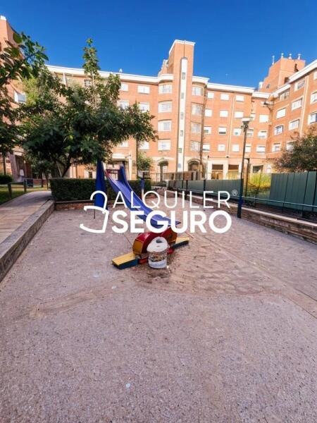 Piso en Avenida del Doctor García Tapia, MADRID MADRID