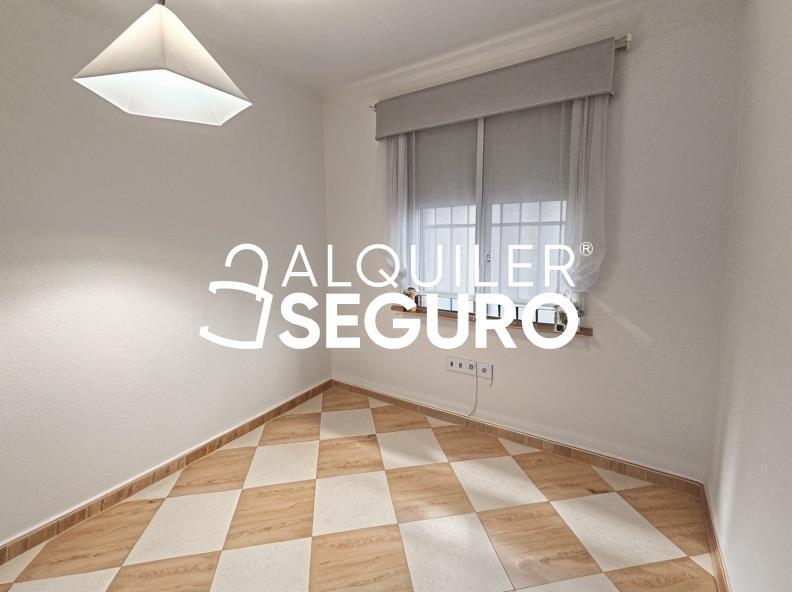 Piso en Calle ciudad de carcagente, SEVILLA SEVILLA