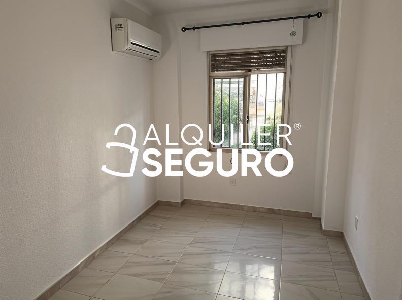 Piso en Calle Aznalcazar, SEVILLA SEVILLA