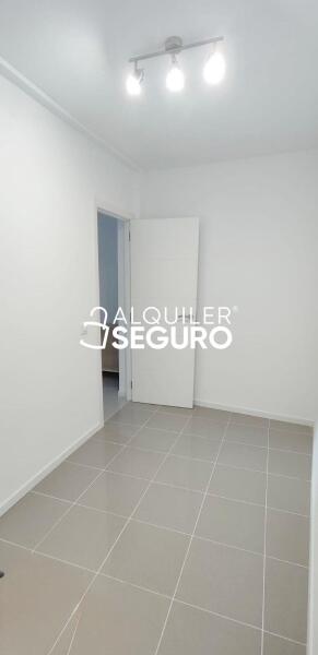 Piso en Calle del Pilar, SAN MARTÍN DE VALDEIGLESIAS MADRID