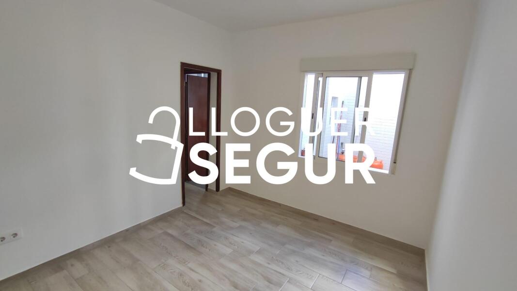 Piso en Pasaje Salzareda, SANTA COLOMA DE GRAMENET BARCELONA