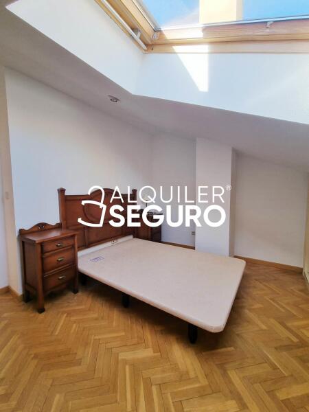 Piso en Travesia de la Cerca, LOS MOLINOS MADRID