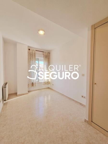 Piso en Travesia de la Cerca, LOS MOLINOS MADRID