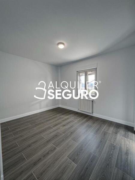 Piso en Calle Río Alagón, ALCALÁ DE HENARES MADRID