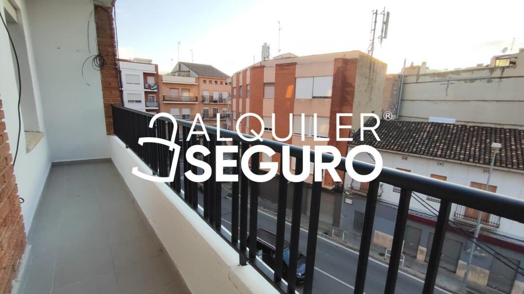 Piso en Avenida de l'Alcalde Vicent Cremades Alcàcer, BÉTERA VALENCIA