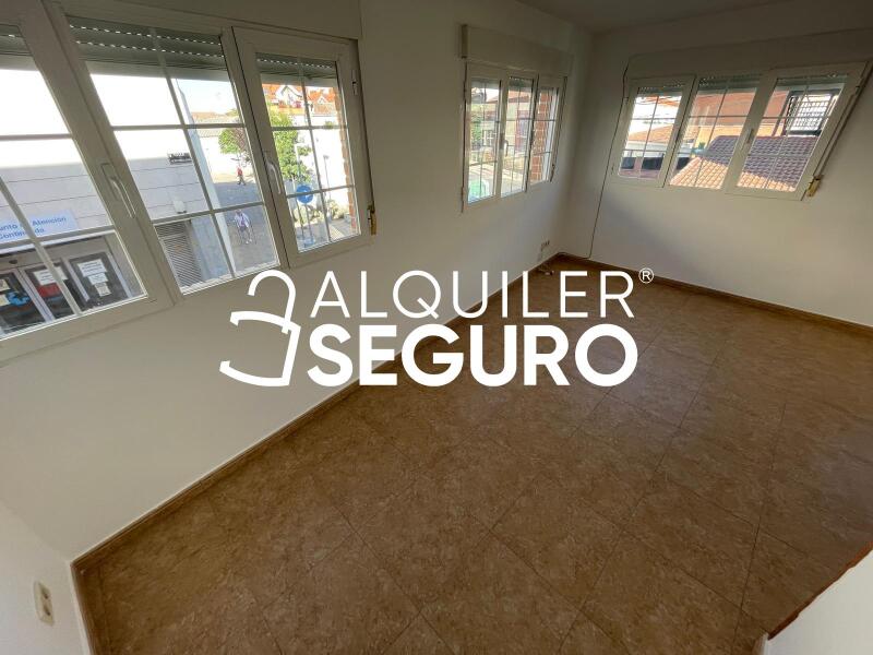 Piso en Calle Almendralejos, FUENTE EL SAZ DE JARAMA MADRID
