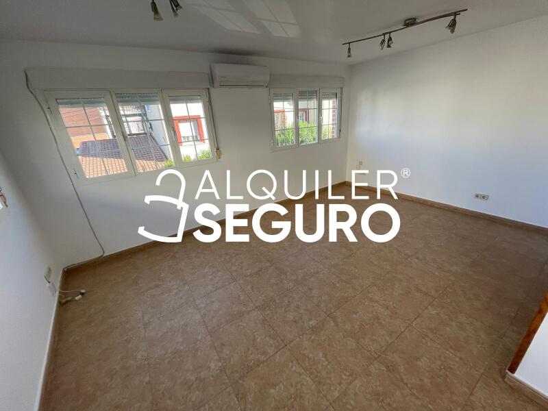 Piso en Calle Almendralejos, FUENTE EL SAZ DE JARAMA MADRID