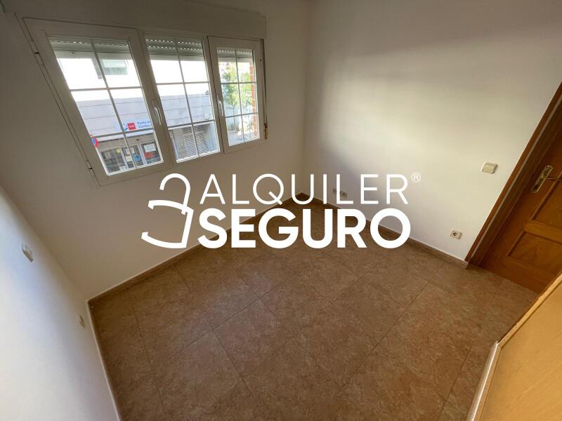 Piso en Calle Almendralejos, FUENTE EL SAZ DE JARAMA MADRID