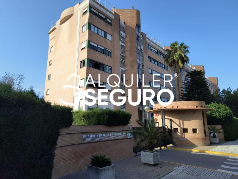 Piso en Avenida Alcalde Luis Uruñuela , SEVILLA SEVILLA