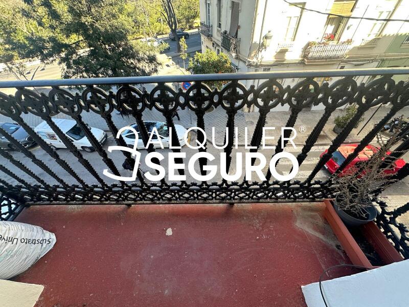 Piso en Calle DR Sanchis Bergón, VALENCIA VALENCIA