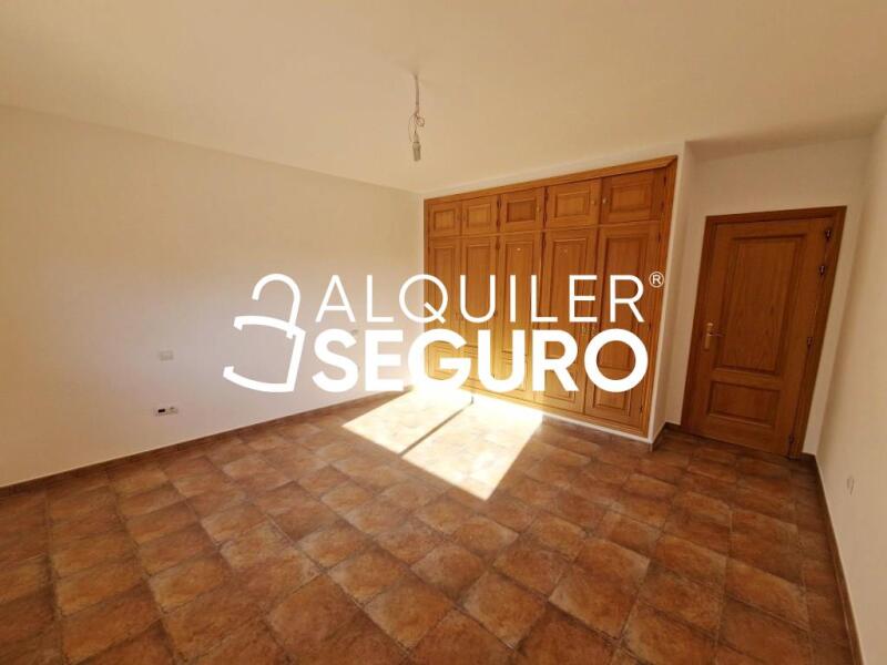 Piso en Calle San Roque, NAVALCARNERO MADRID
