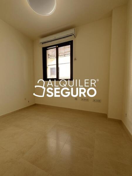 Piso en Calle Calvo Sotelo, CHURRIANA DE LA VEGA GRANADA