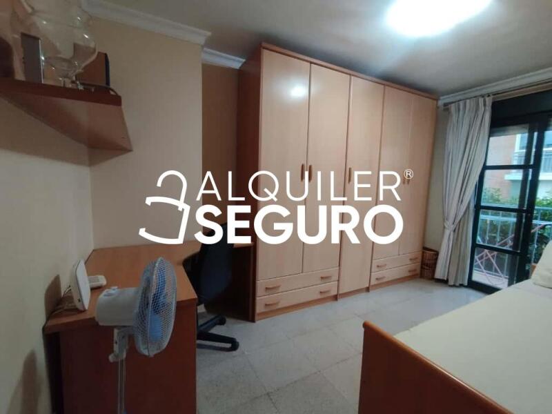 Piso en Calle Hermanos Álvarez Quintero, FUENGIROLA MÁLAGA Piso en Calle Hermanos Álvarez Quintero, FUENGIROLA MÁLAGA