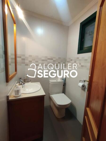 Piso en Calle Hermanos Álvarez Quintero, FUENGIROLA MÁLAGA