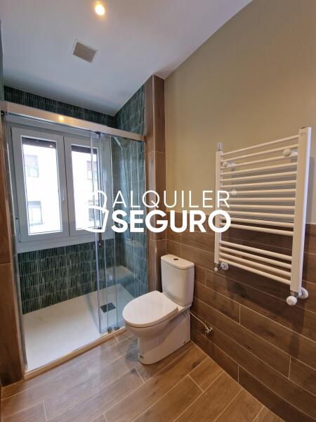Piso en Avenida Francisco Gómez , BARAKALDO VIZCAYA-BIZKAIA