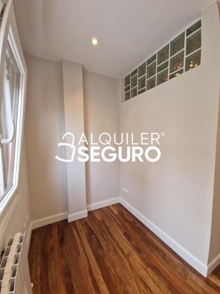 Piso en Avenida Francisco Gómez , BARAKALDO VIZCAYA-BIZKAIA