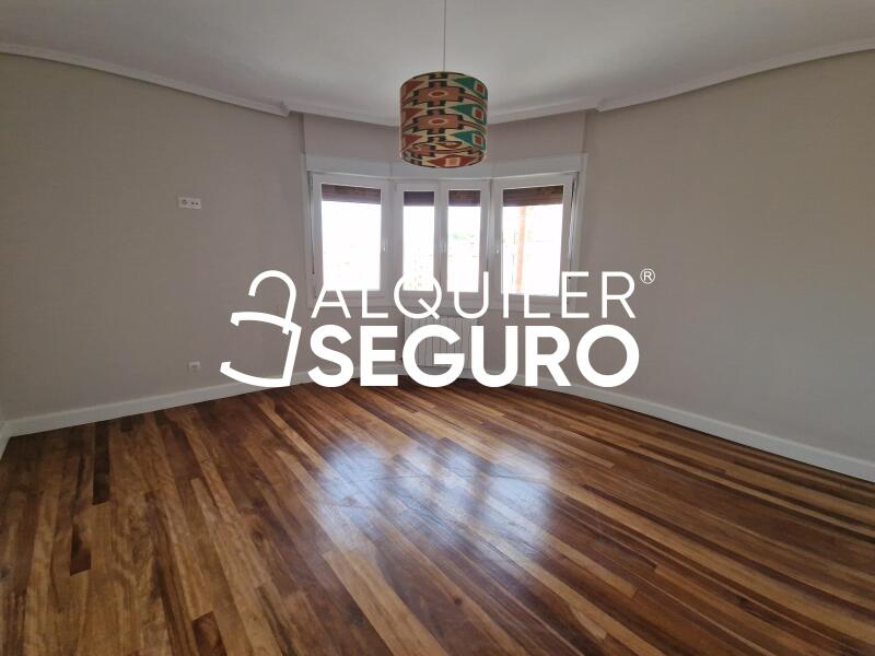 Piso en Avenida Francisco Gómez , BARAKALDO VIZCAYA-BIZKAIA