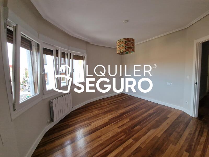 Piso en Avenida Francisco Gómez , BARAKALDO VIZCAYA-BIZKAIA