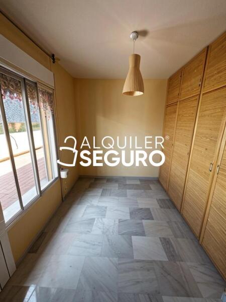Piso en Avenida Casagrande, GÓJAR GRANADA